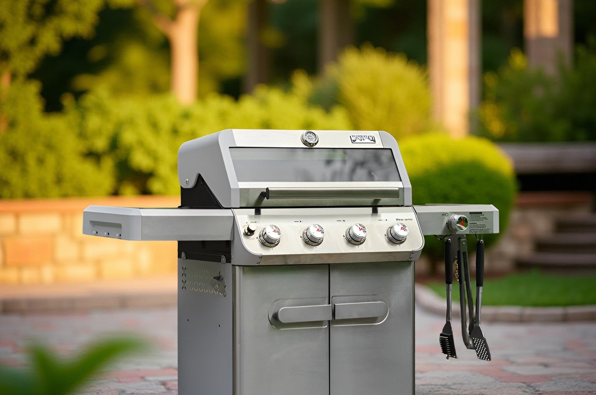Monument Grills Mesa 405K – 4+1-Burner Propane Gas Grill with Side Burner | Stainless Steel Outdoor BBQ Grill for Patio & Backyard Cooking